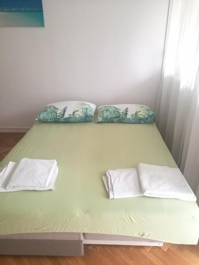 Habitación en casa particular Pretty Big Double Bed With Balcony *